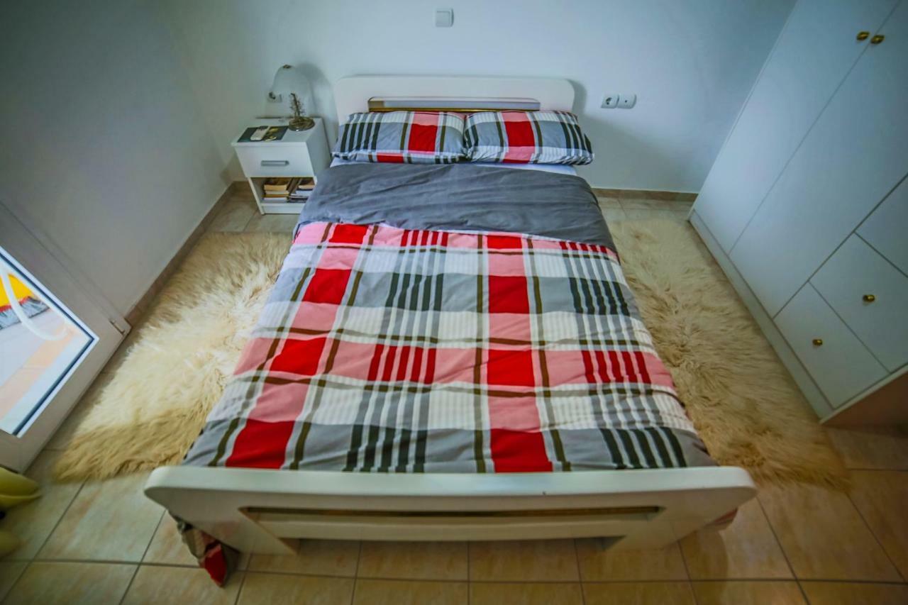 Downtown Meteora Apartment Καλαμπάκα Εξωτερικό φωτογραφία