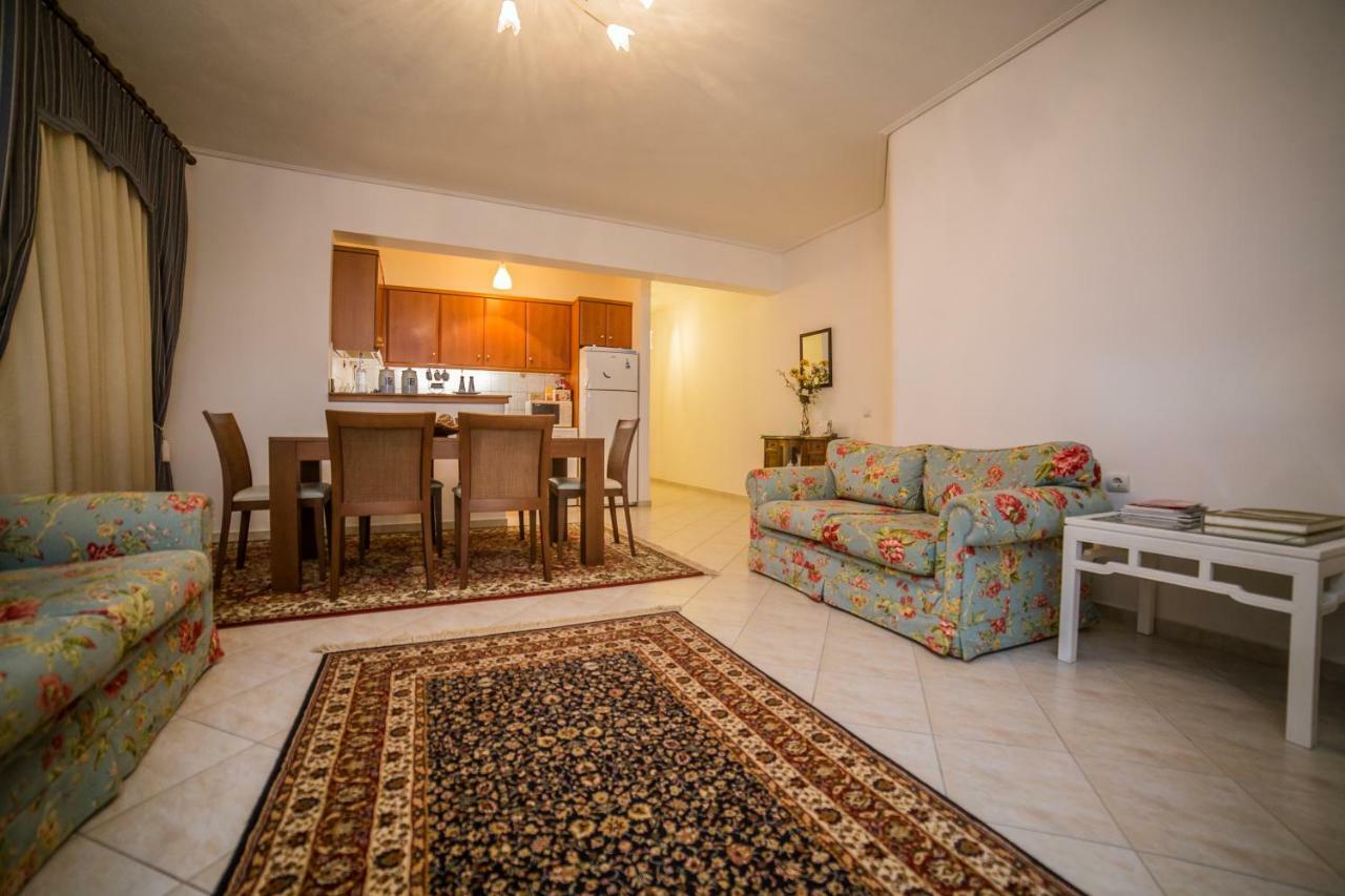 Downtown Meteora Apartment Καλαμπάκα Εξωτερικό φωτογραφία